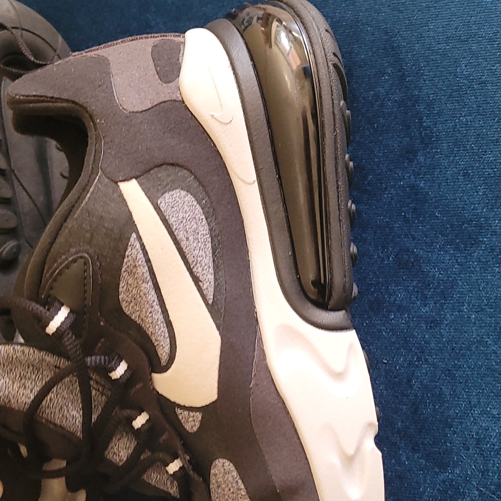 Nike Air  Max 270 - Picture 4 of 16